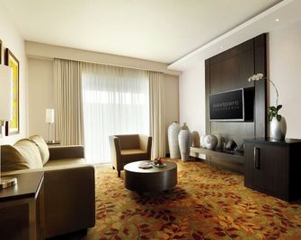 Eastparc Hotel Yogyakarta - Yogyakarta - Stue