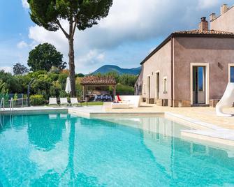 Villa In Zafferana Near Mount Etna Sauna - Zafferana Etnea - Bazén