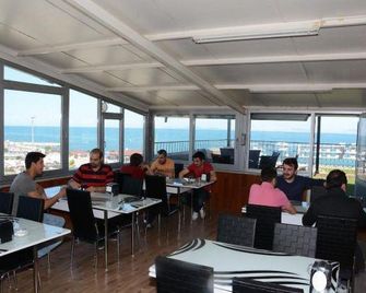 Seref Hotel - Yalova - Restaurant