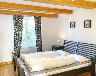 Sassnitz - Seaside Appartements Seaside Appartements, 'Black-White' - Sassnitz - Sypialnia