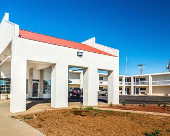 Motel 6 Childress Tx - Childress - Edificio