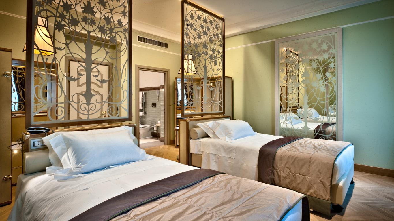 تشاتو مونفورت