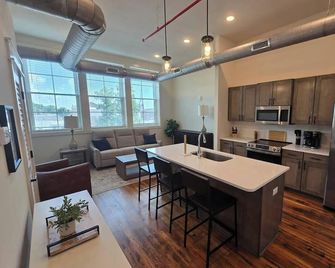 City Grammar - McMinnville - Kitchen