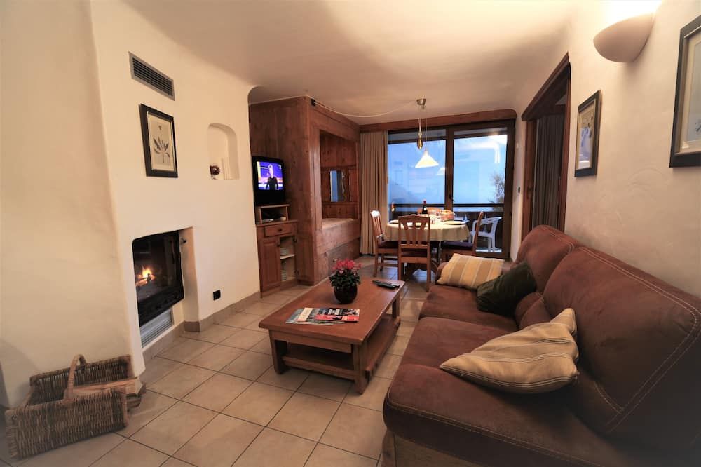 Chalet Bouquetin- Martre - شومباني-أون-فانواز - غرفة معيشة