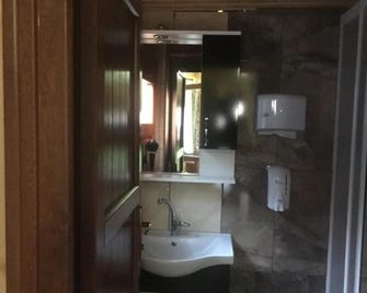 Ayder Bulut Dagevi Bungalow - Ayder - Ванна кімната