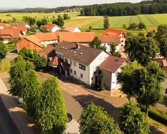 Landhotel Georgshof - Hunfeld - Gebouw