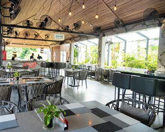 The Blowfish Hotel - Lagos