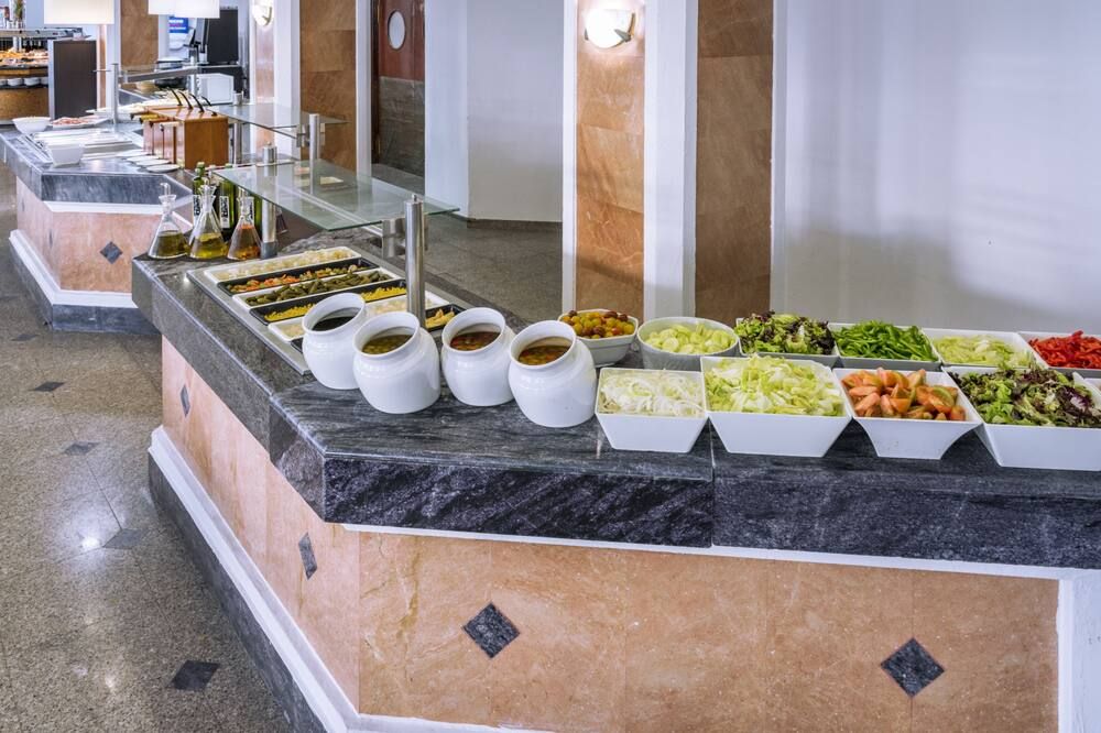 4R Gran Europe - Coma-ruga - Buffet