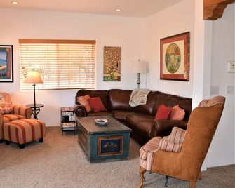 Consistent 5-Star Reviews - Tubac - Living room