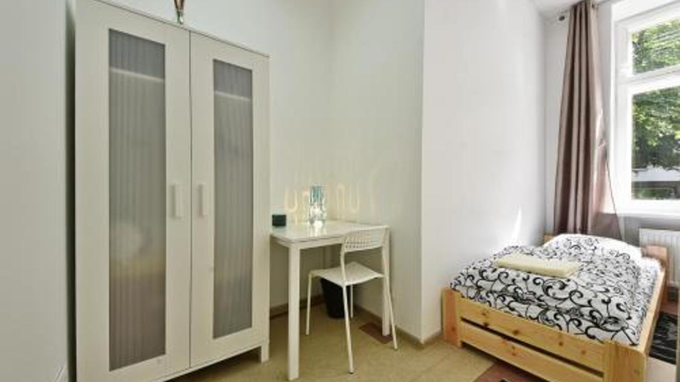 Laisves Avenue Hostel Easy Kaunas