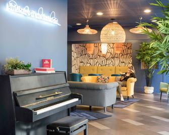 Aparthotel Adagio la Défense Courbevoie - Courbevoie - Κτίριο