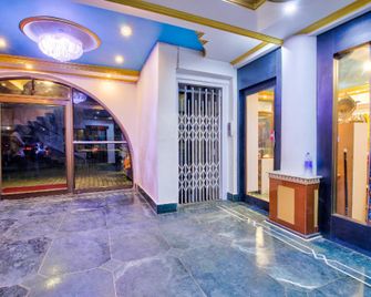 Hotel O Embassy - Bodhgaya - Lobby