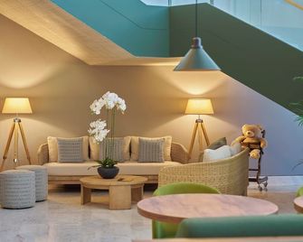 Golden Residence Hotel - Funchal - Lounge