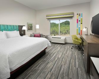 Hampton Inn and Suites by Hilton Lexington Columbia - Lexington - Bedroom