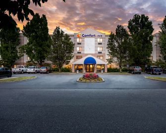 Comfort Inn White River Junction - White River Junction - Building
