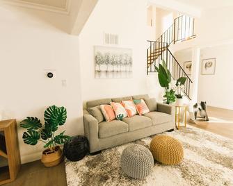 10 Guests 5br 3ba 2000sqft Luxury/Sport/Gym - San Jose - Quarto