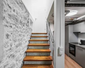 Blueground | Oberstrass, rooftop, furnished - Zürich - Trappen