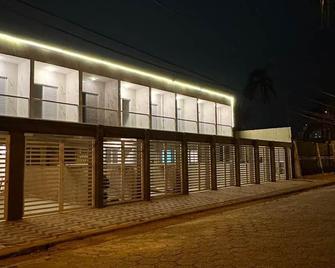 Laar Hotel - Praia Grande - Gebouw