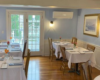 Spouter Inn Bed & Breakfast - Lincolnville - Restaurang