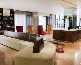 كاوسيونغ إنترناشونال بلازا - مدينة كاوهسيونغ - ردهة