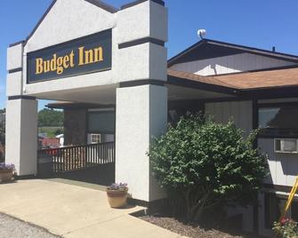 Midway Budget Inn - Columbia - Building