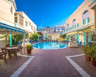 Gran Caribe E La Union - Cienfuegos - Edificio