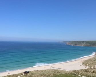 Mazey Cottage - Penzance - Beach