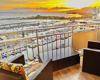 Waikiki Beach Experience! Luxury Oceanview Suite! - Honolulu - Ban công