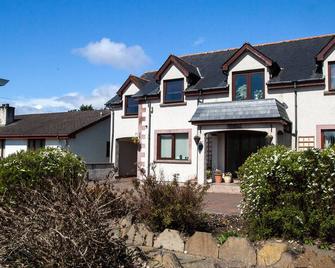 Dunhallin House - אינברנס - בניין