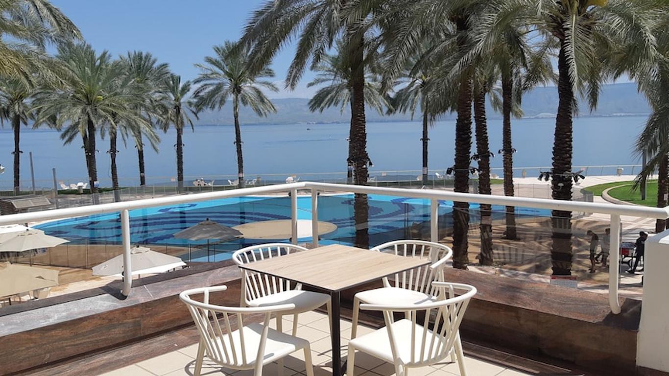 מלון חוף גיא