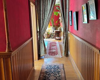 Haslett House - Fort Plain - Hallway