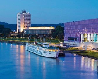 ARCOTEL Nike - Linz - Building