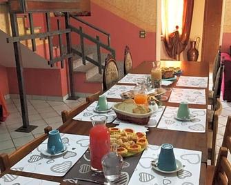 B & B Casal Pereto - Valmontone - Eetruimte