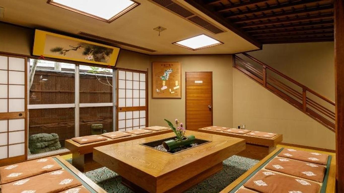 Awazuonsen Kitahachi