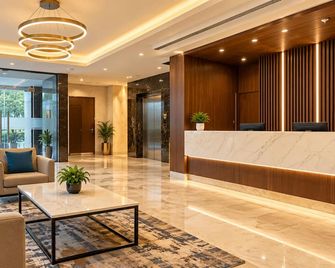 Hotel Nirantara Residency - Hassan - Lobby