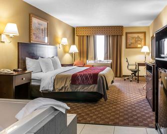 Quality Inn - Defiance - Schlafzimmer