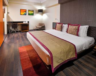Premier Tamanna Hotel Hinjawadi Pune - Hinjewadi - Bedroom