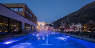 Hotel Prokulus - Naturns - Zwembad