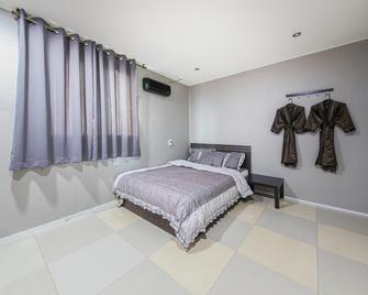 Mokpo Seolleim - Mokpo - Habitación