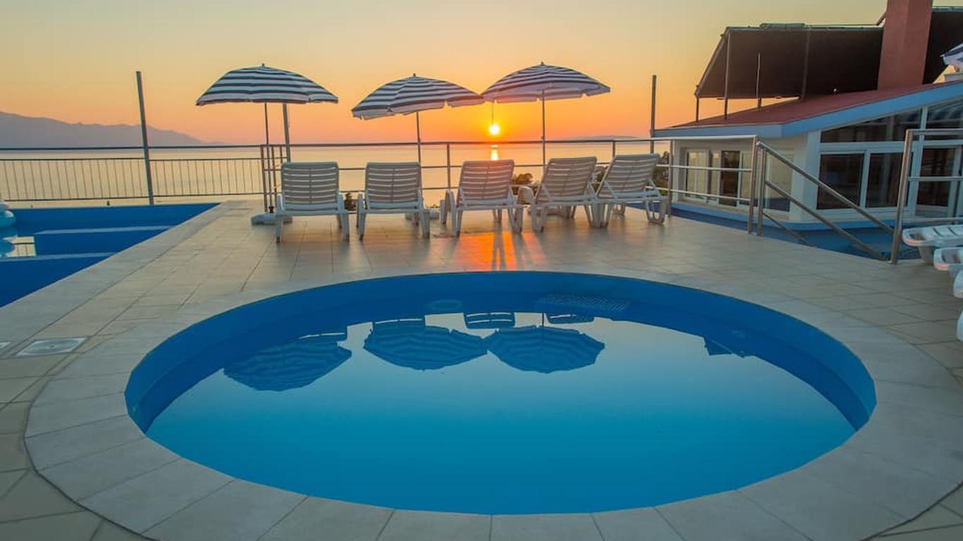 Aparthotel Pecic