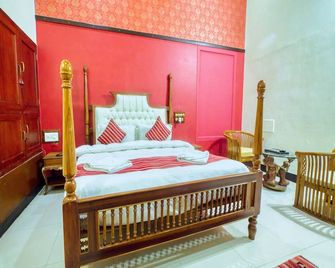 Hotel Windsor Castle - Salem - Habitación
