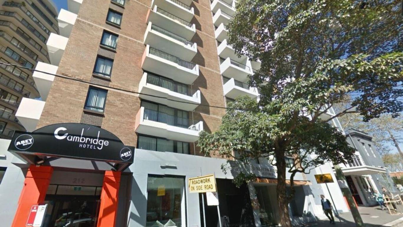 Cambridge Hotel Sydney