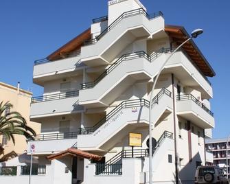 Hotel Alguer - Alghero - Building