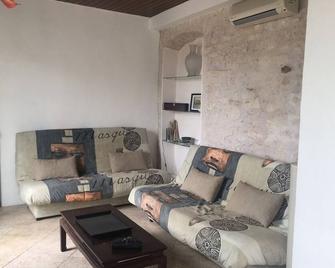 T3 Apartment in the heart of Saint Florent - Saint-Florent - Wohnzimmer