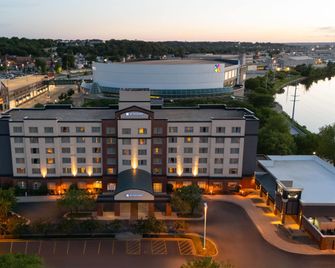 Wyndham Moline on John Deere Commons - Moline - Building