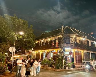 Tingkham Guesthouse - Luang Prabang