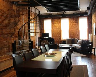 The 1857 - Paducah - Dining room