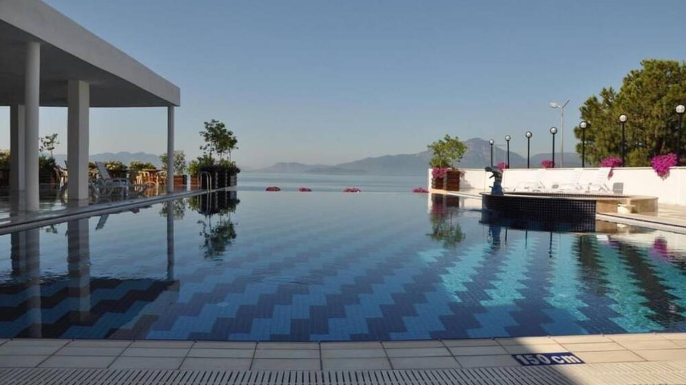 Kaunos Hotel