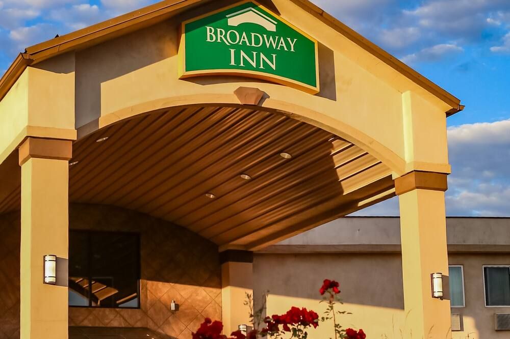 Broadway Inn Conference Center - מיסולה - בניין