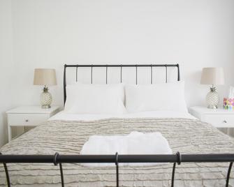 Glendower Guest Apartments - Dereham - Bedroom
